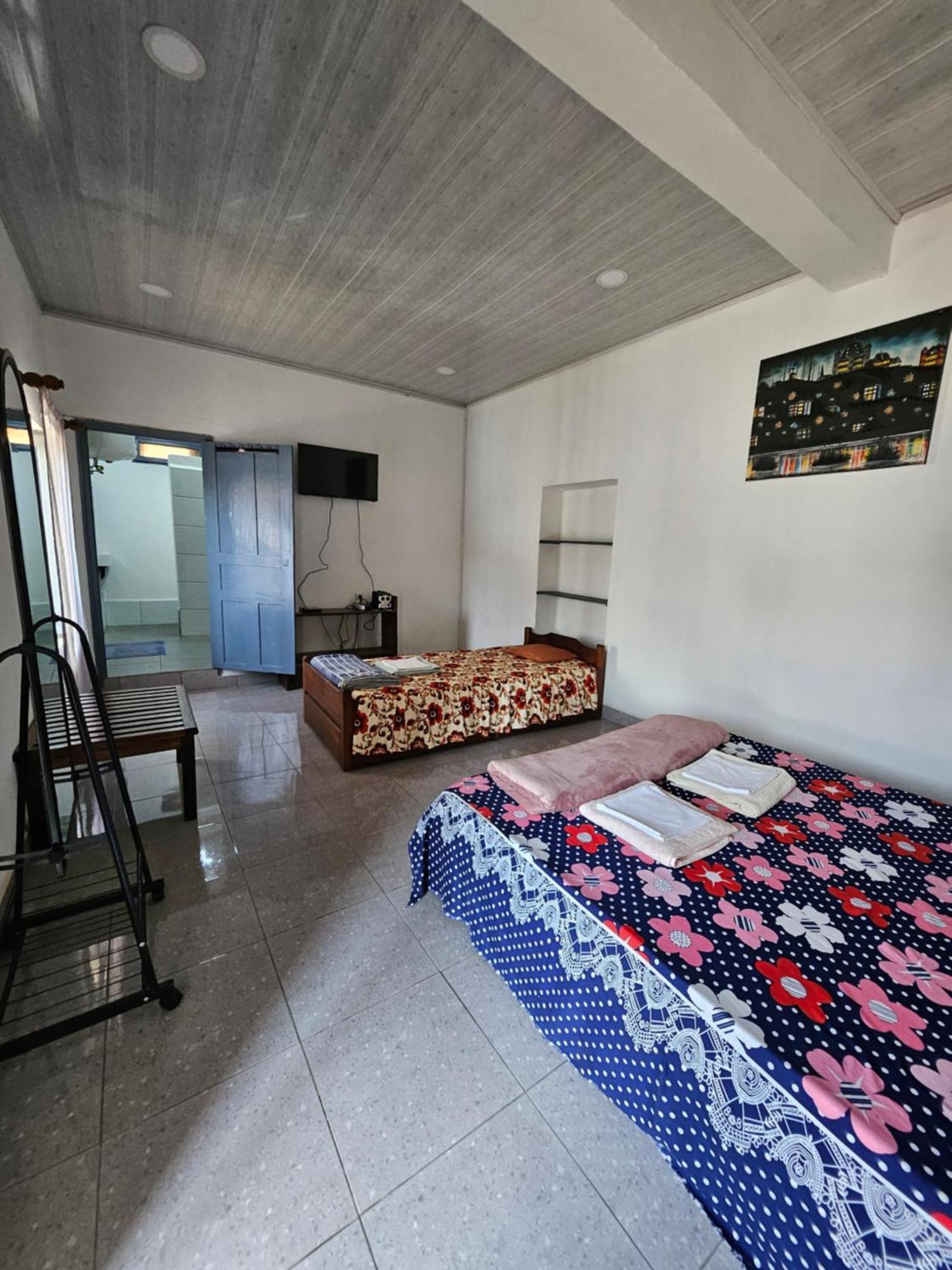 Chez Joel Bed & Breakfast อันต์ซิราเบ ภายนอก รูปภาพ